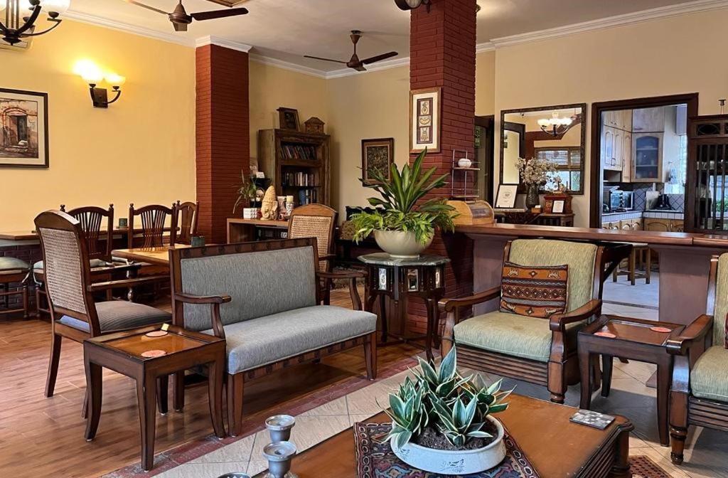 The Estate Villa Yeni Delhi Dış mekan fotoğraf